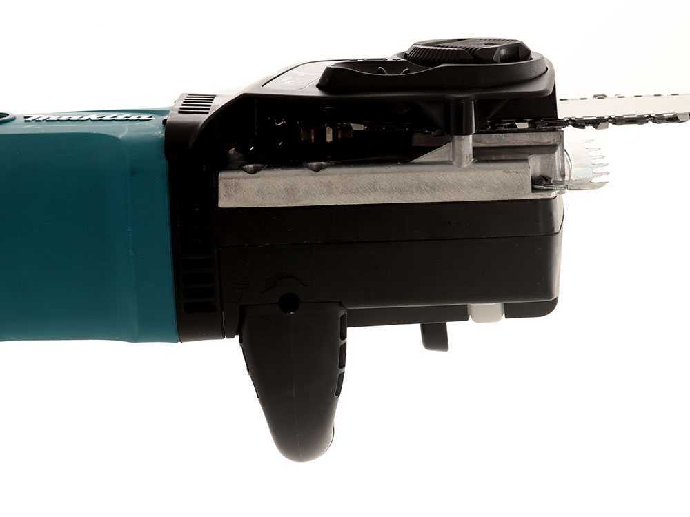 Makita UC3551A